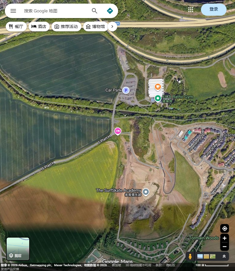 Lost Shore所在街区与道路;影像仍显示施工地块,不代表当前设施状态。 Google Maps卫星图;2026-09-10查看,北向上。